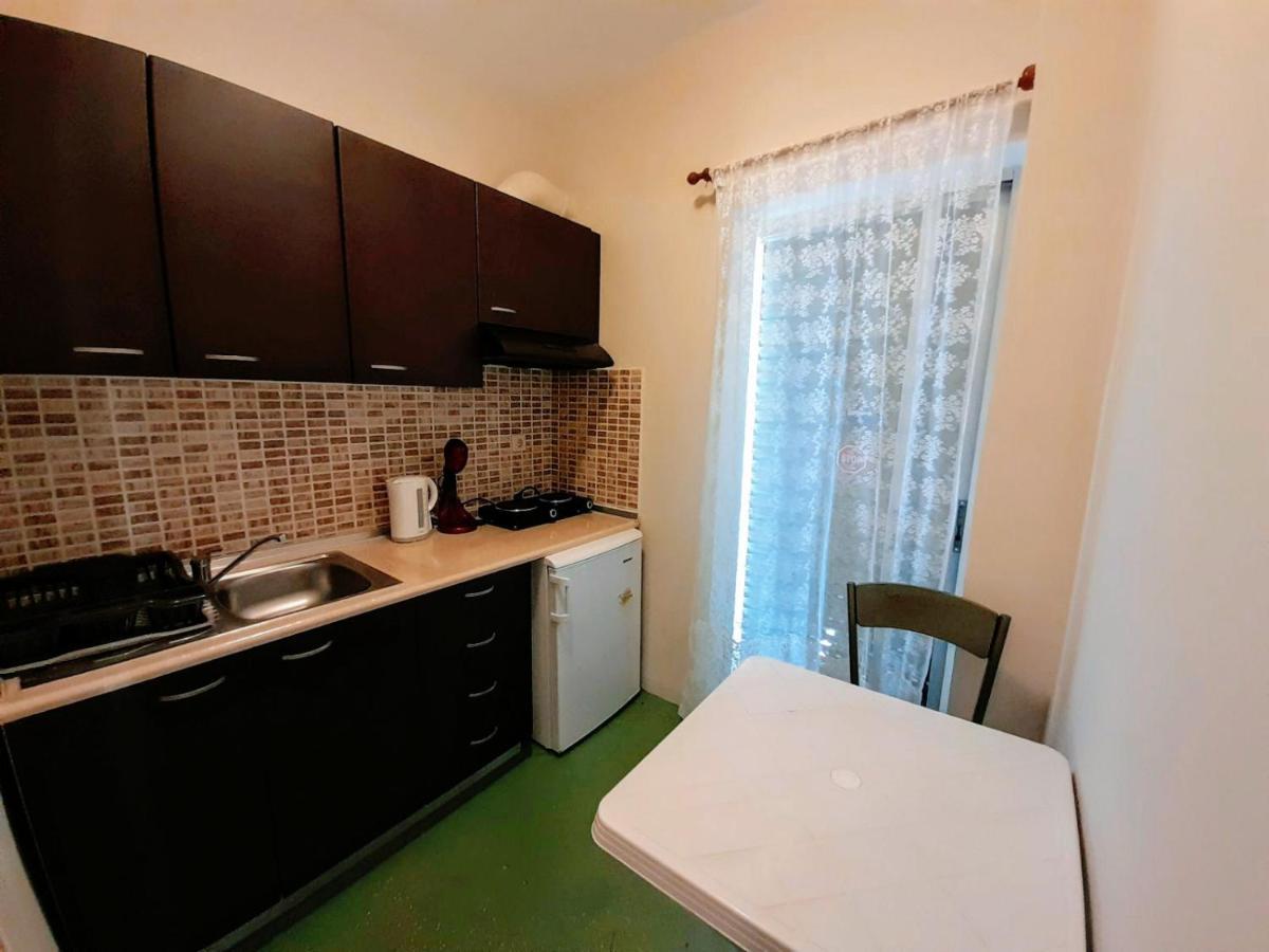 Villa California Paralia Dionysiou Exterior photo