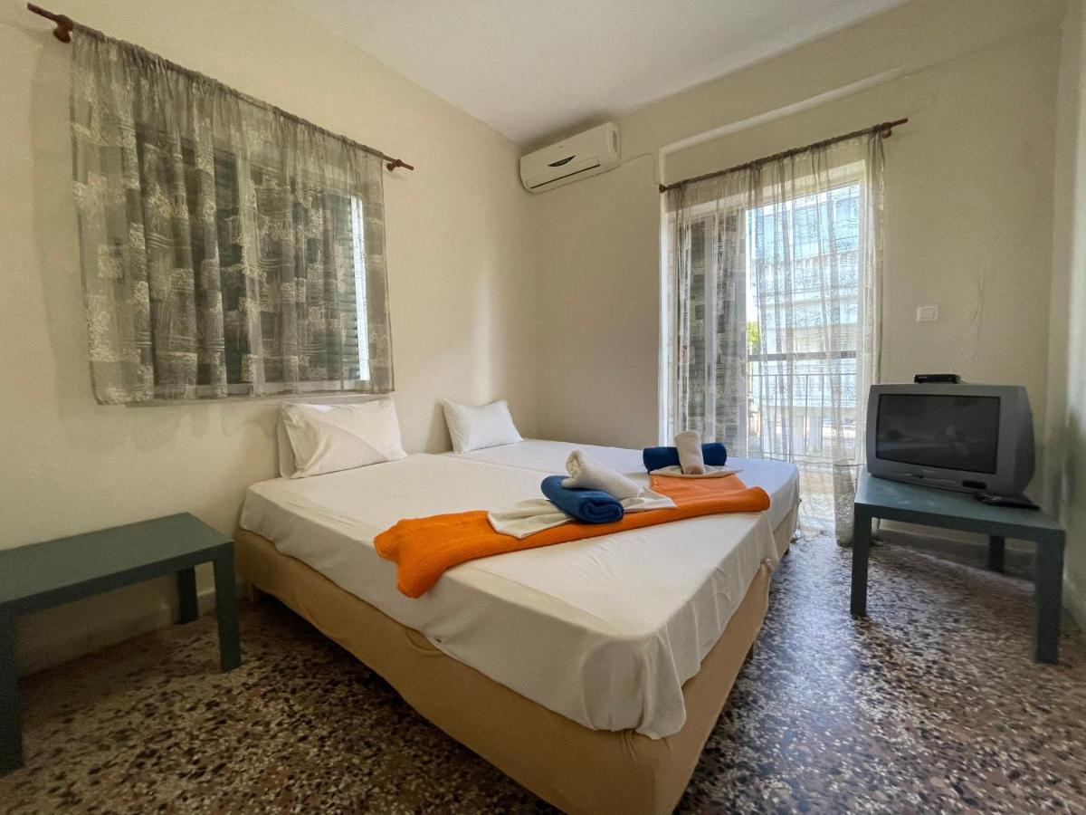 Villa California Paralia Dionysiou Exterior photo